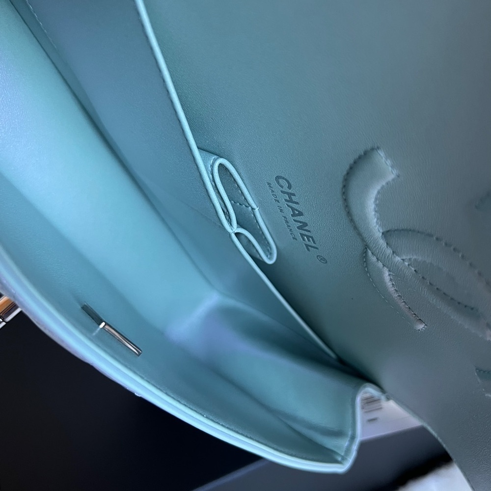 21K Chanel Classic Double Flap Quilted Diamond Medium Bag Iridescent Light Blue - Picture 7 of 7